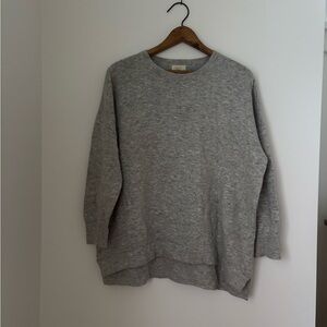 Naïf Heather grey angora/wool blend sweater split hem oversized